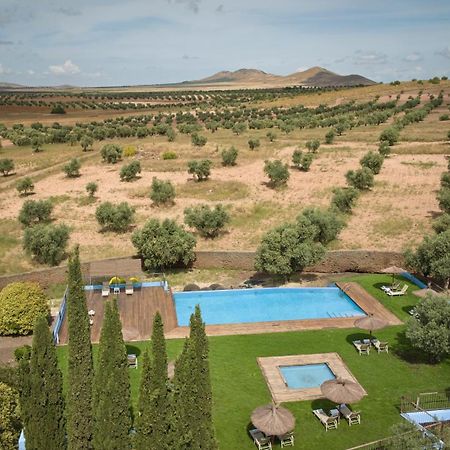 Hotel Spa Villa Nazules Chueca Eksteriør billede