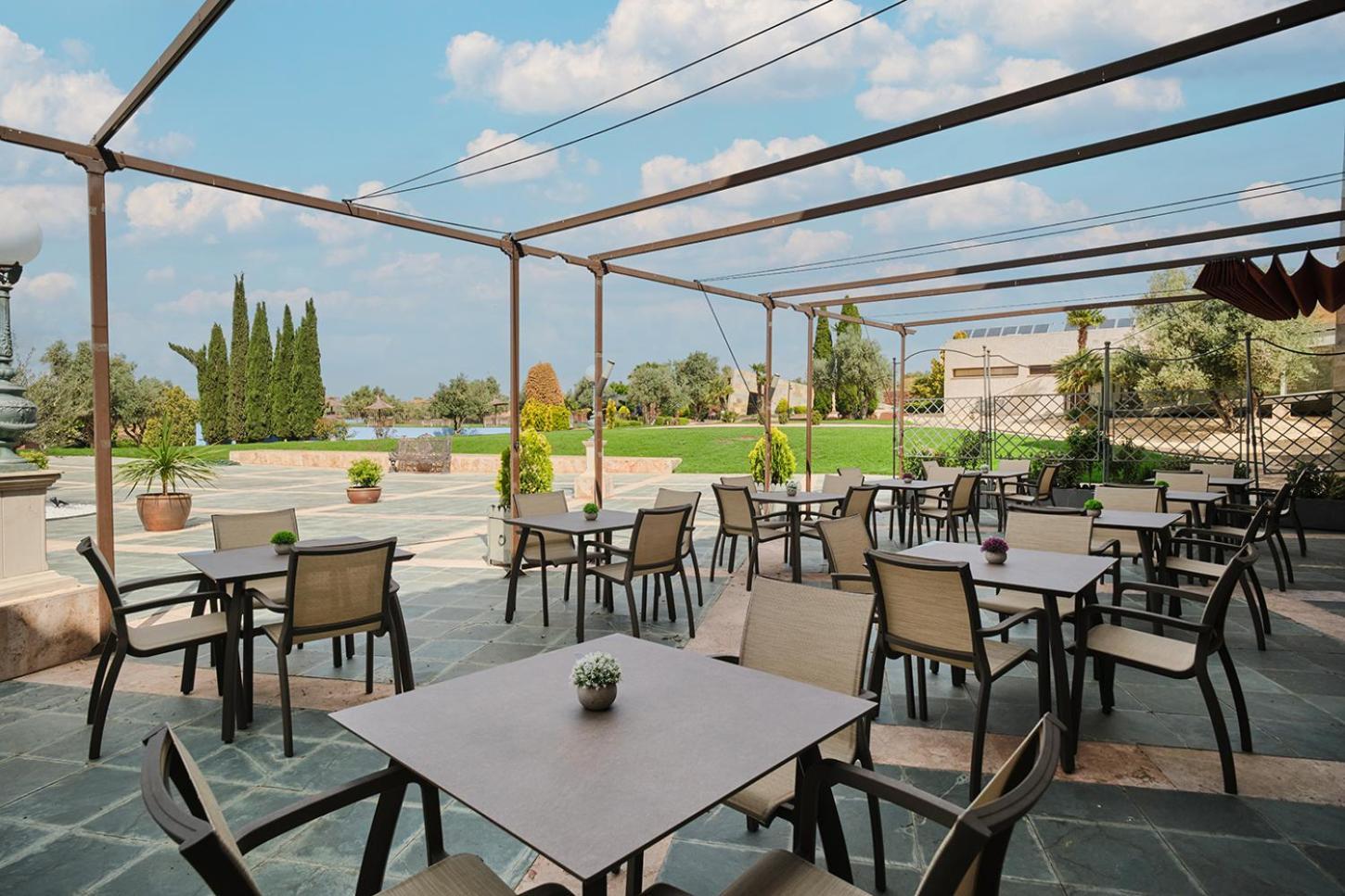 Hotel Spa Villa Nazules Chueca Eksteriør billede