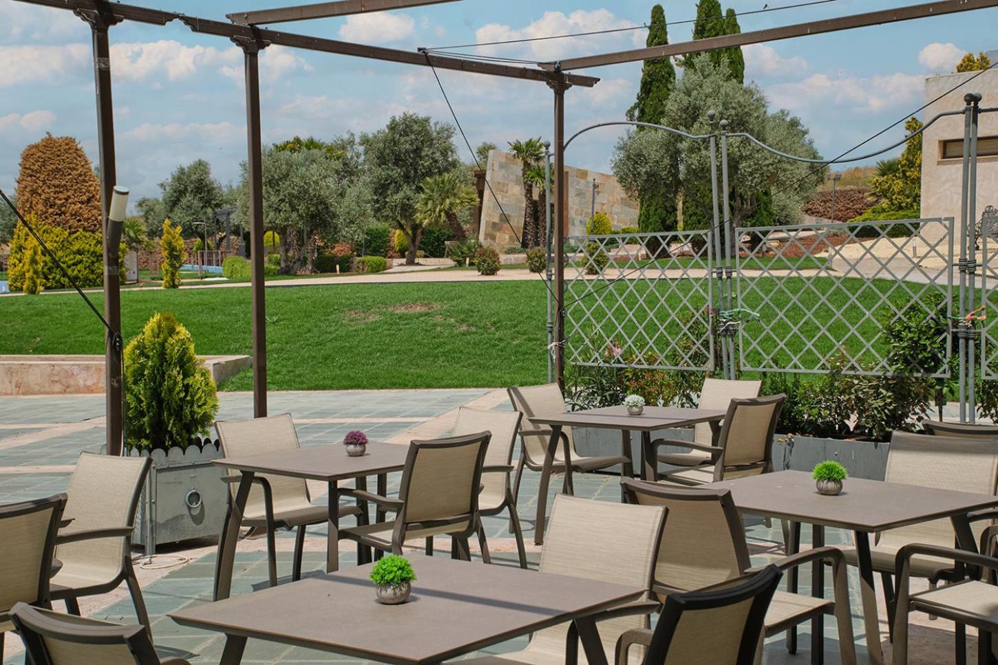 Hotel Spa Villa Nazules Chueca Eksteriør billede
