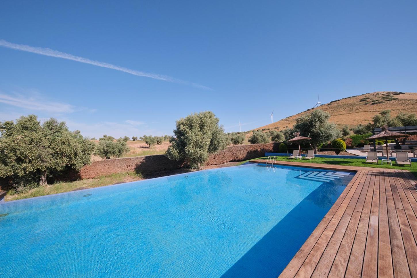 Hotel Spa Villa Nazules Chueca Eksteriør billede