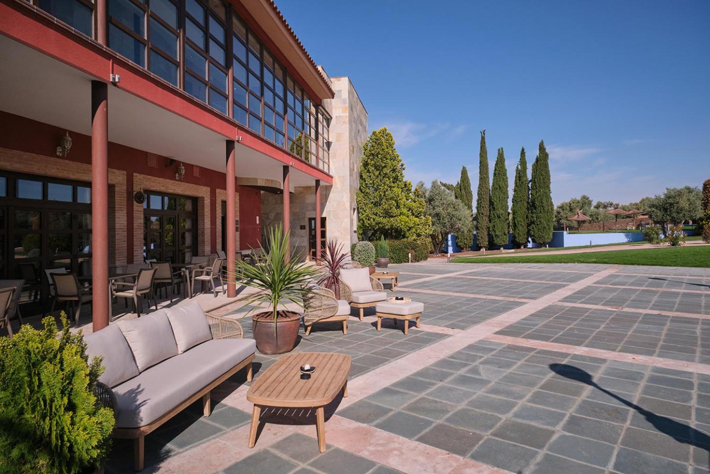 Hotel Spa Villa Nazules Chueca Eksteriør billede